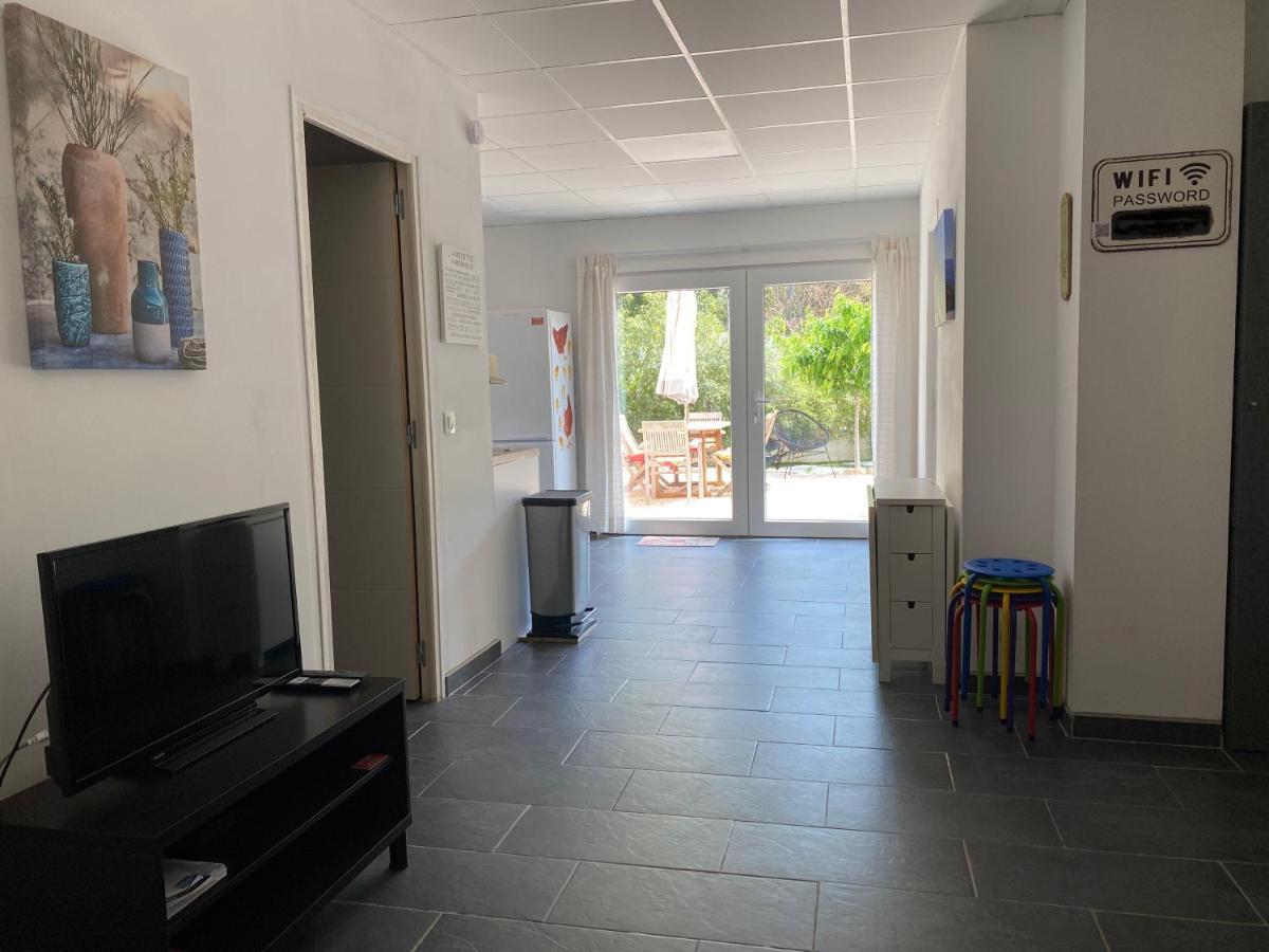 Rez-De-Villa Proche De La Mer - Villa Temana Saint-Cyr-sur-Mer Eksteriør billede